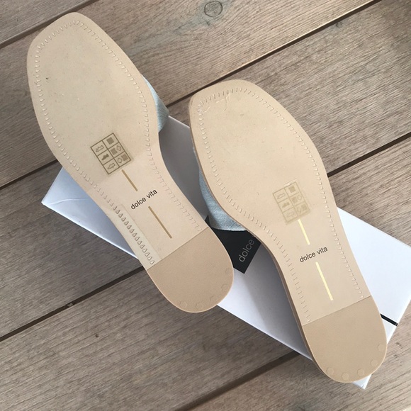 ✨NEW✨ Dolce Vita Light Blue Denim Slides - Picture 4 of 7
